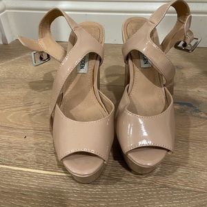 nude steve madden heels